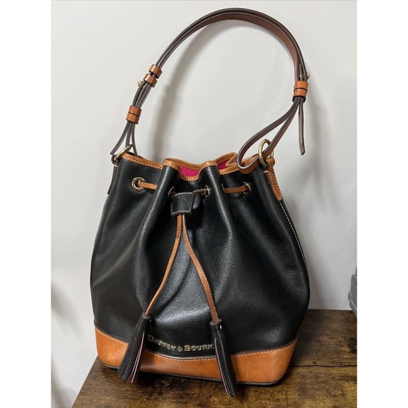 Dooney & Bourke Shoulder Purse Black/Brown Leather Tassel Handbag Bucket Bag